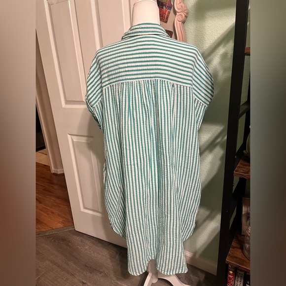 Striped Green and White Cotton Fabric Beach Cover Up - Picture 3 of 5